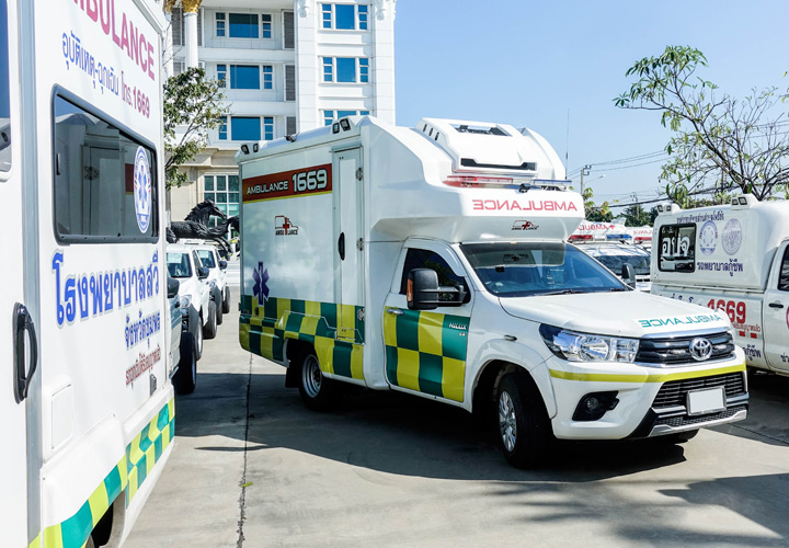 รถพยาบาลฉุกเฉิน (รถกระบะ)  พร้อมอุปกรณ์ช่วยชีวิต มาตรฐานความปลอดภัย